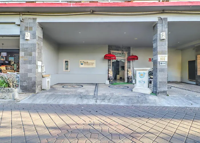 Townhouse Oak Su's Near ホテル レギャン