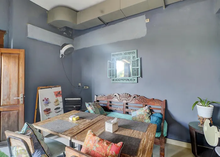 Townhouse Oak Su's Near 3* レギャン
